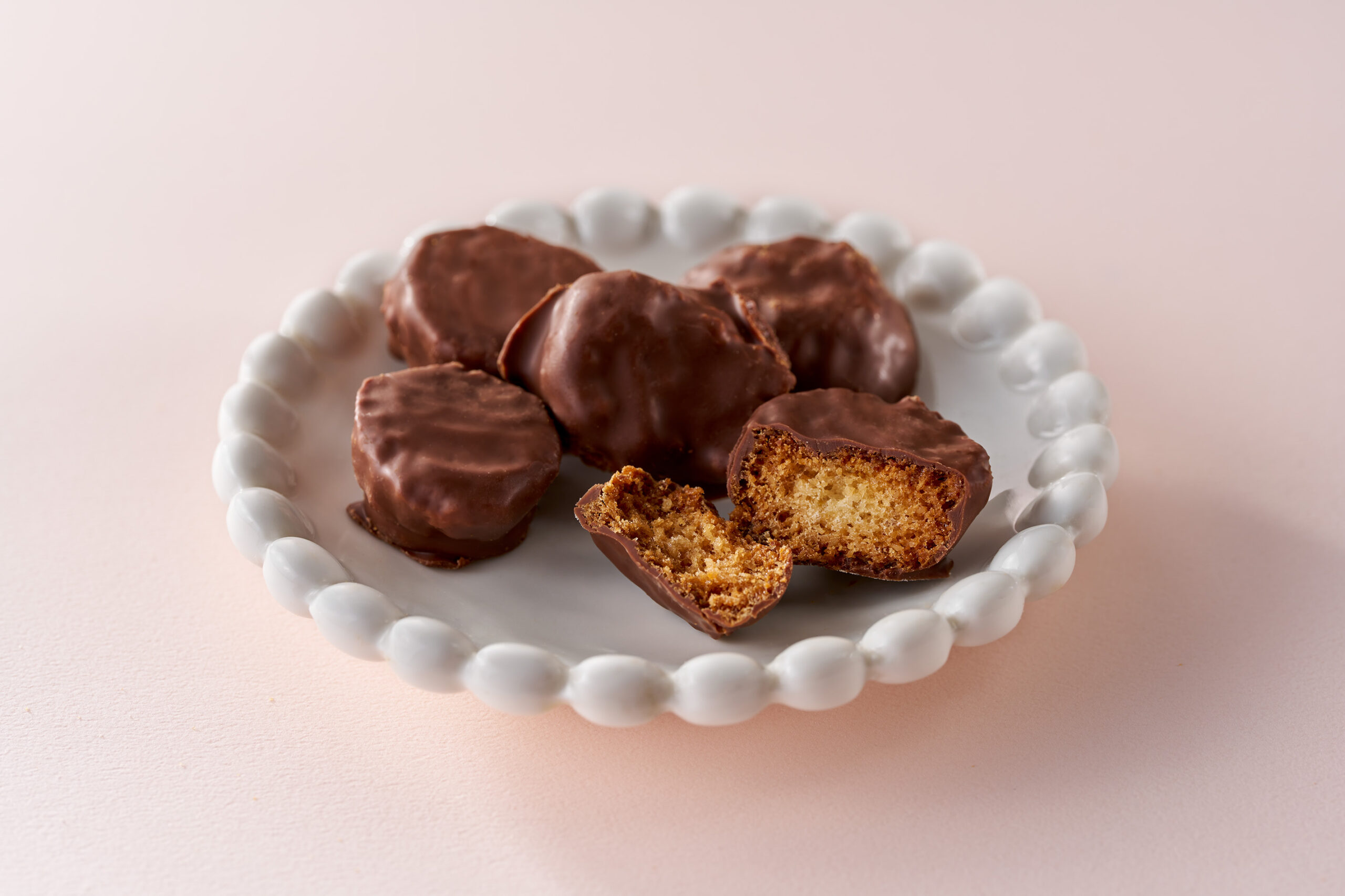 チロリアンコーコスショコラ